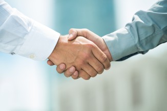 Immobilienmakler Augsburg mit Handschlagsqualität